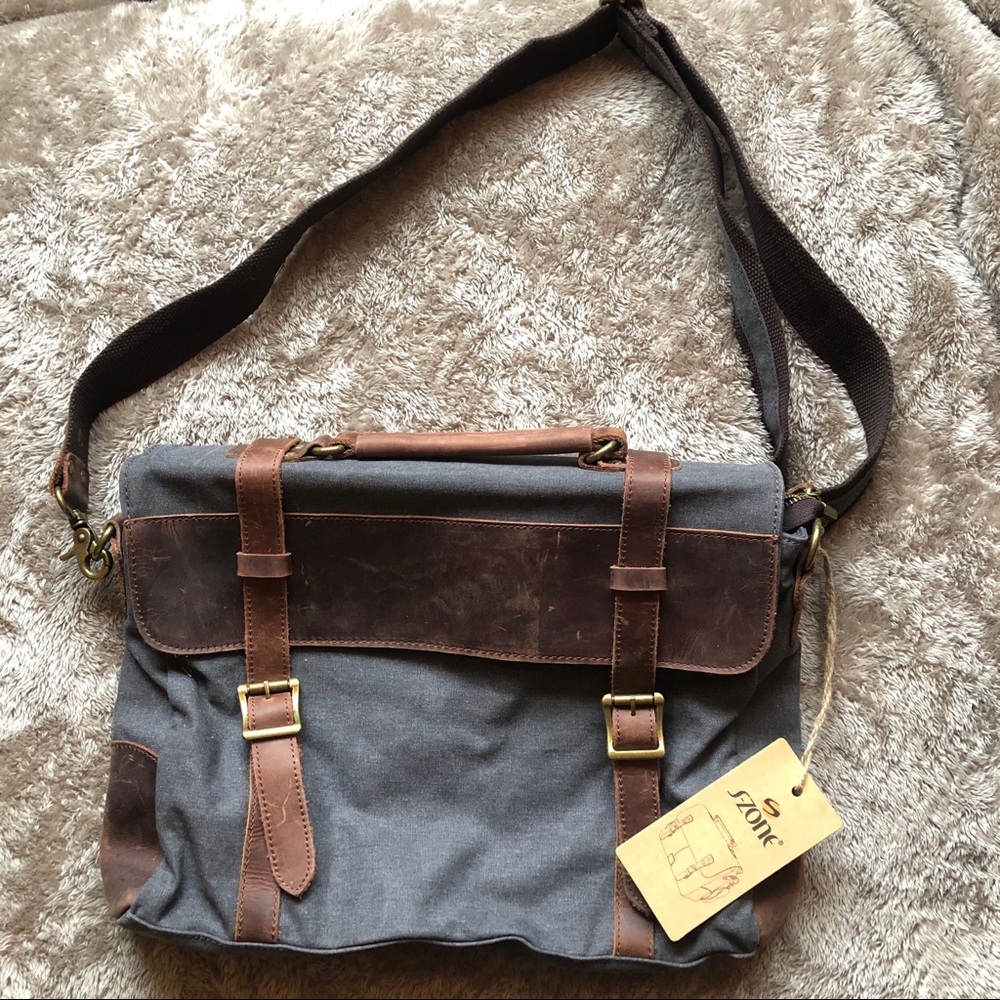 NWT Canvas & Leather Messenger Bag